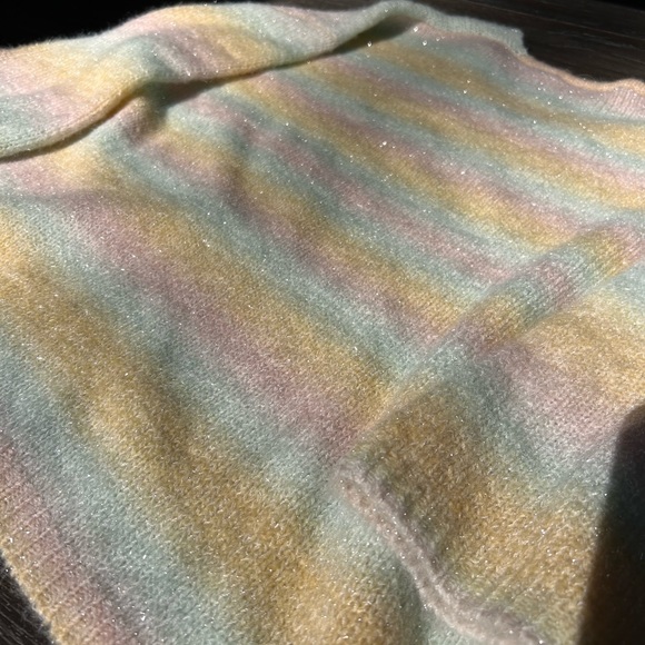 Medium Pastel rainbow oversized sweater - Picture 2 of 5